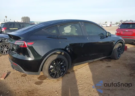 2023 Tesla Model Y Awd/Long Range Dual Motor All-Wheel Drive from USA, damaged, VIN 7SAYGDEE2PA142811